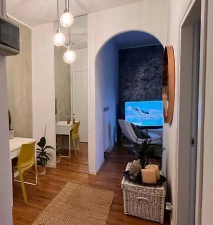 Giuggiola Apartment *